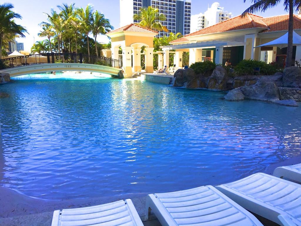 Peepsleep Chevron Towers Apartment Gold Coast Bagian luar foto