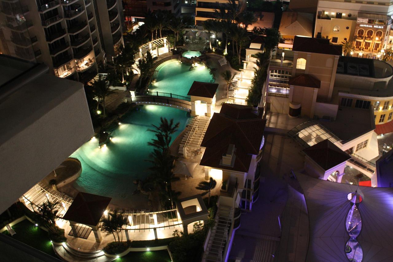 Peepsleep Chevron Towers Apartment Gold Coast Bagian luar foto